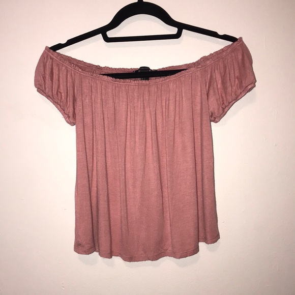 Forever 21 Tops - Off the shoulder top💓